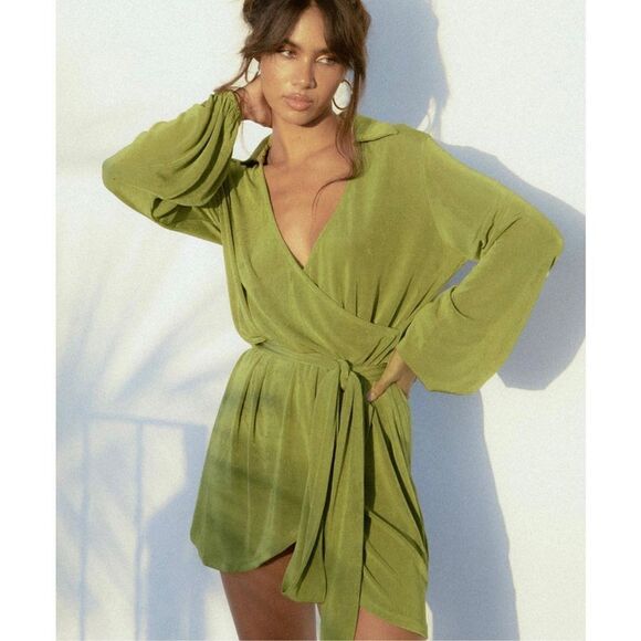 Princess Polly PARTY TIME MINI DRESS GREEN size 2 - Picture 1 of 6